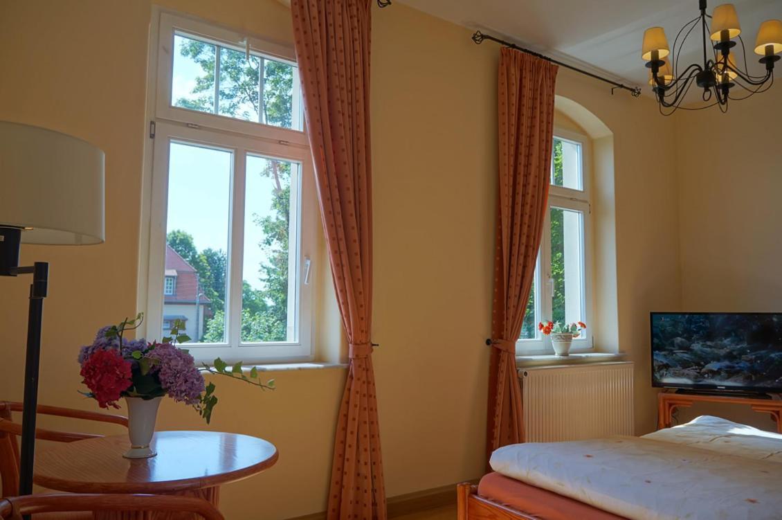 Hotel-Appartement-Villa Ulenburg Дрезден Экстерьер фото