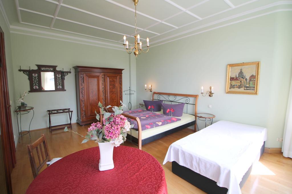 Hotel-Appartement-Villa Ulenburg Дрезден Экстерьер фото