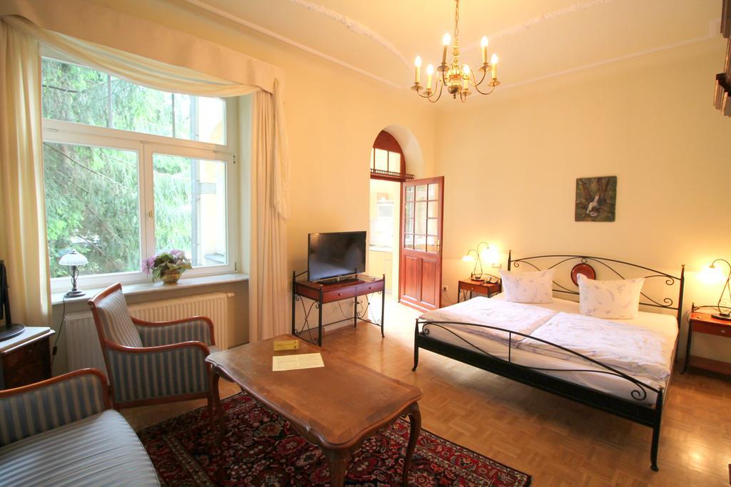 Hotel-Appartement-Villa Ulenburg Дрезден Экстерьер фото